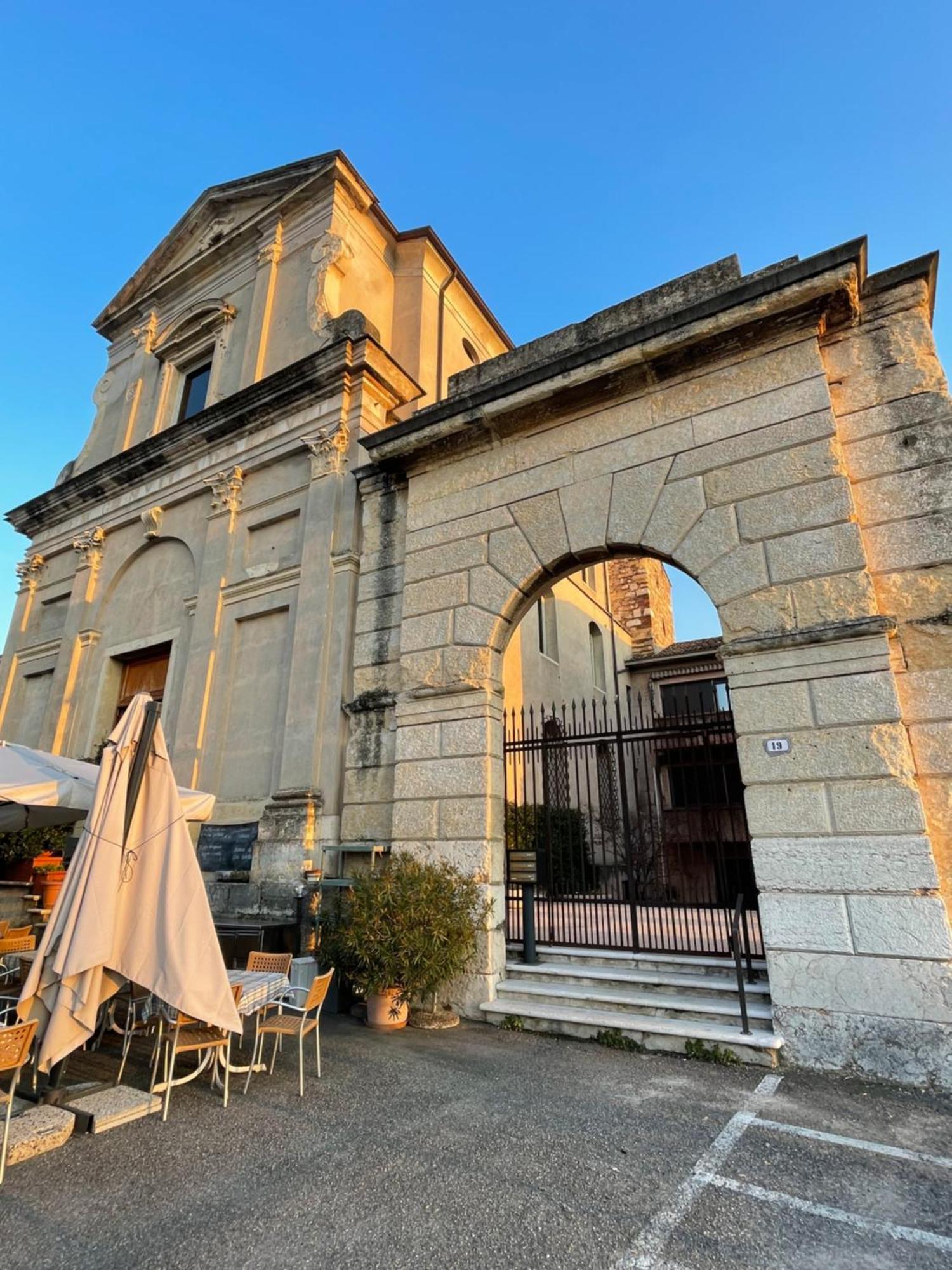 Primavera Al Teatro Romano Верона Экстерьер фото