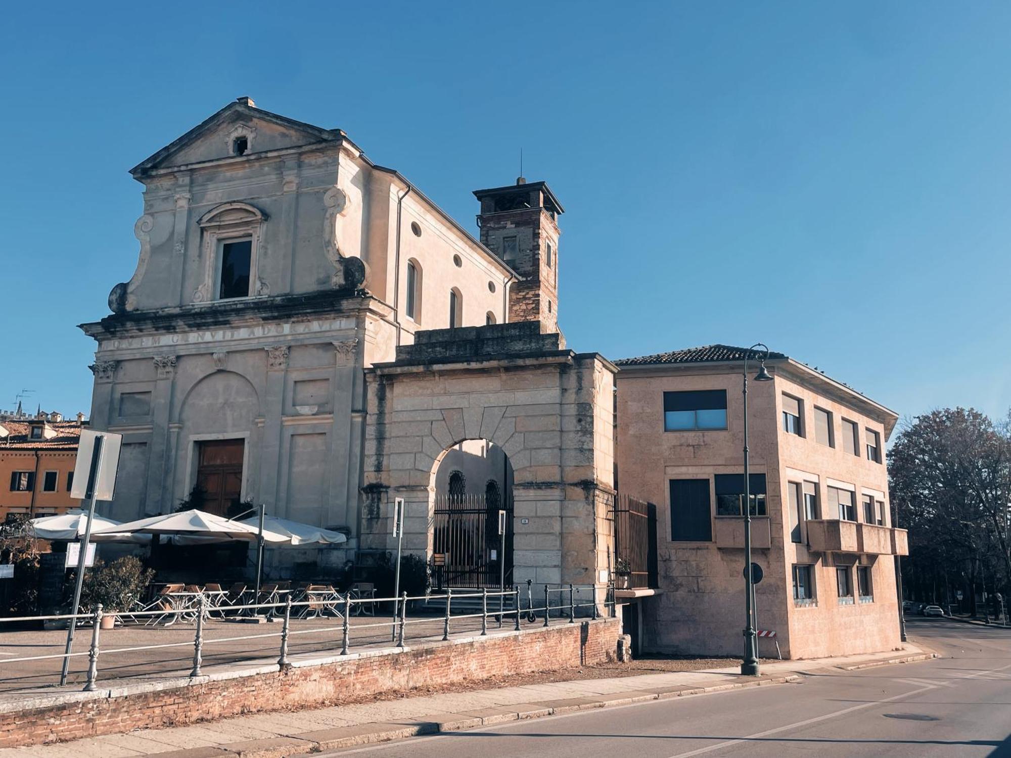 Primavera Al Teatro Romano Верона Экстерьер фото